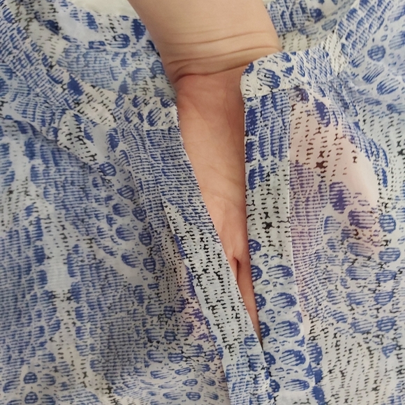 George Snakeskin Short Sleeve Blouse - Picture 3 of 10